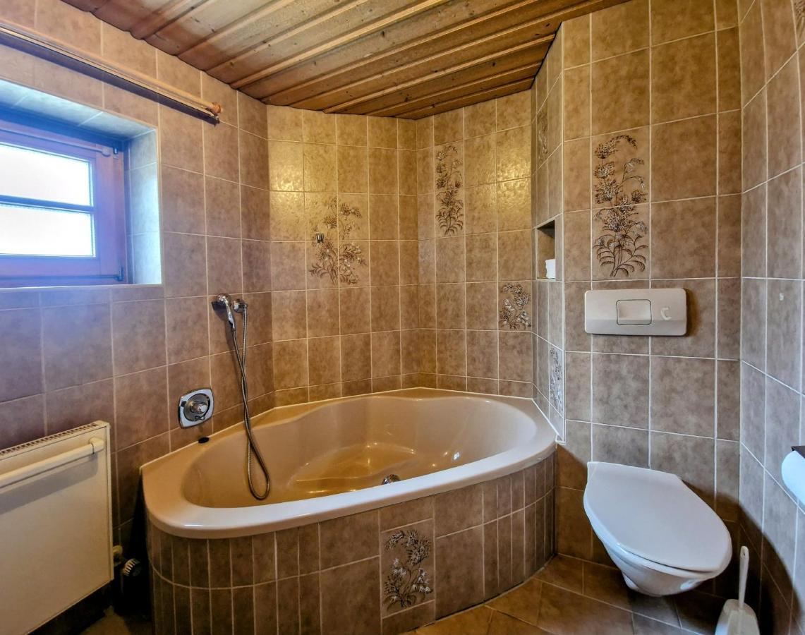 Ferienhaus Alpenschloessl 레르모스 외부 사진