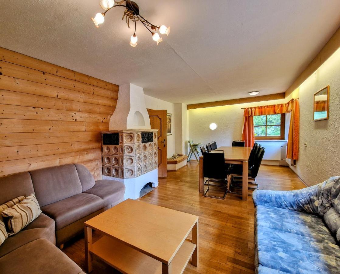 Ferienhaus Alpenschloessl 레르모스 외부 사진